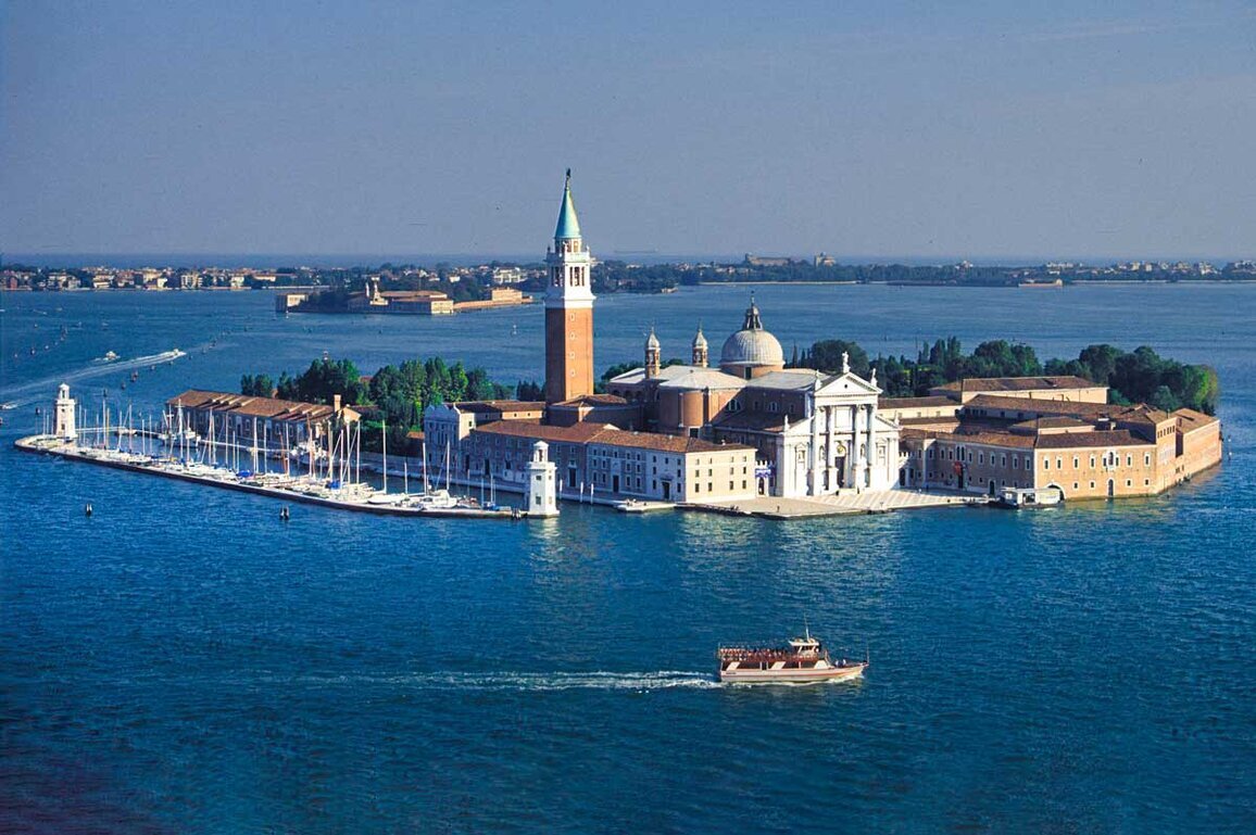 Isola di San Giorgio a Venezia, fotografata dal campanile.dal Campanile,